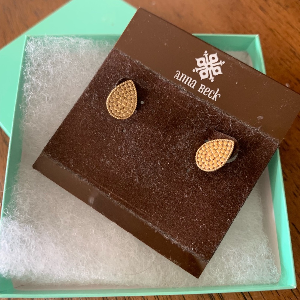 Anna Beck Teardrop Stud Earrings